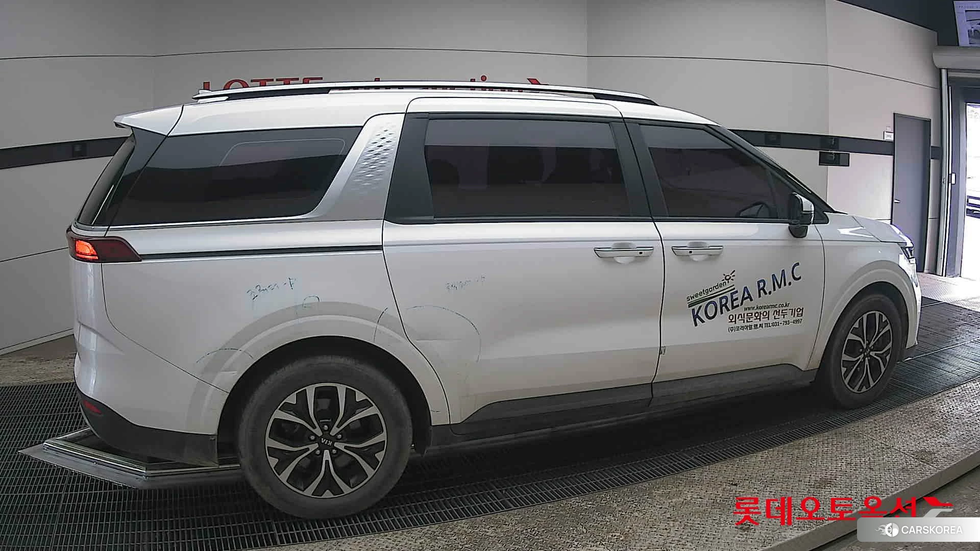 Kia Carnival id 3875729 из Кореи 9