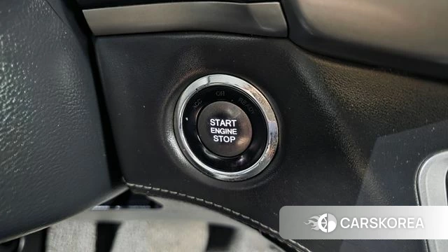 Ssangyong Rexton Sports id 3814189 из Кореи 9