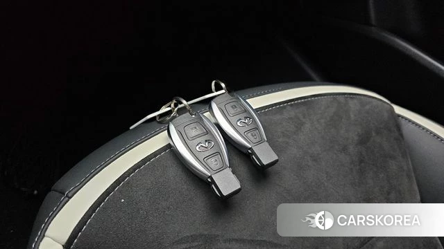 Infiniti Q30 id 4345319 из Кореи 9