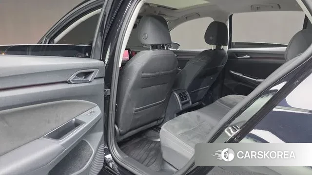 Volkswagen Golf 8th Generation id 3734552 из Кореи 9