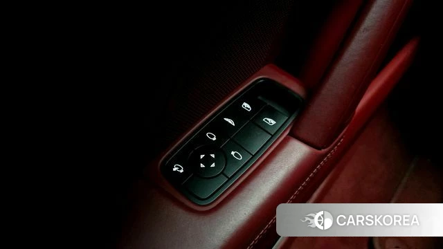 Porsche 911(992) id 4608021 из Кореи 9