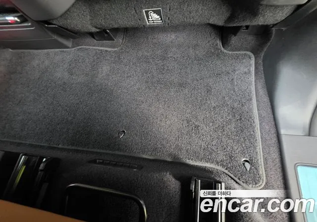 Land Rover Discovery 5 id 2821408 из Кореи 9