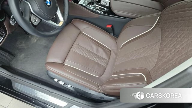 BMW 5 Series (G30) id 4871383 из Кореи 9