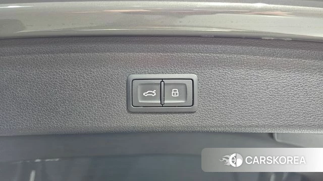 Audi Q3 (F3) id 4428116 из Кореи 9