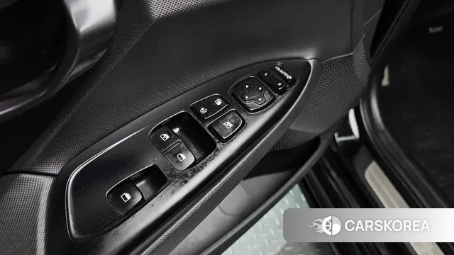 Hyundai Veloster (JS) id 3520451 из Кореи 9