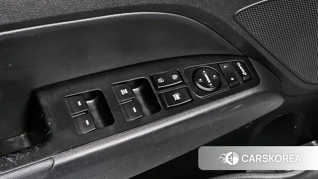 Hyundai Avante AD id 3861702 из Кореи 9