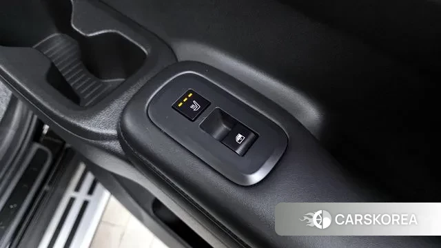 Hyundai Santa Fe (MX5) id 3745484 из Кореи 9