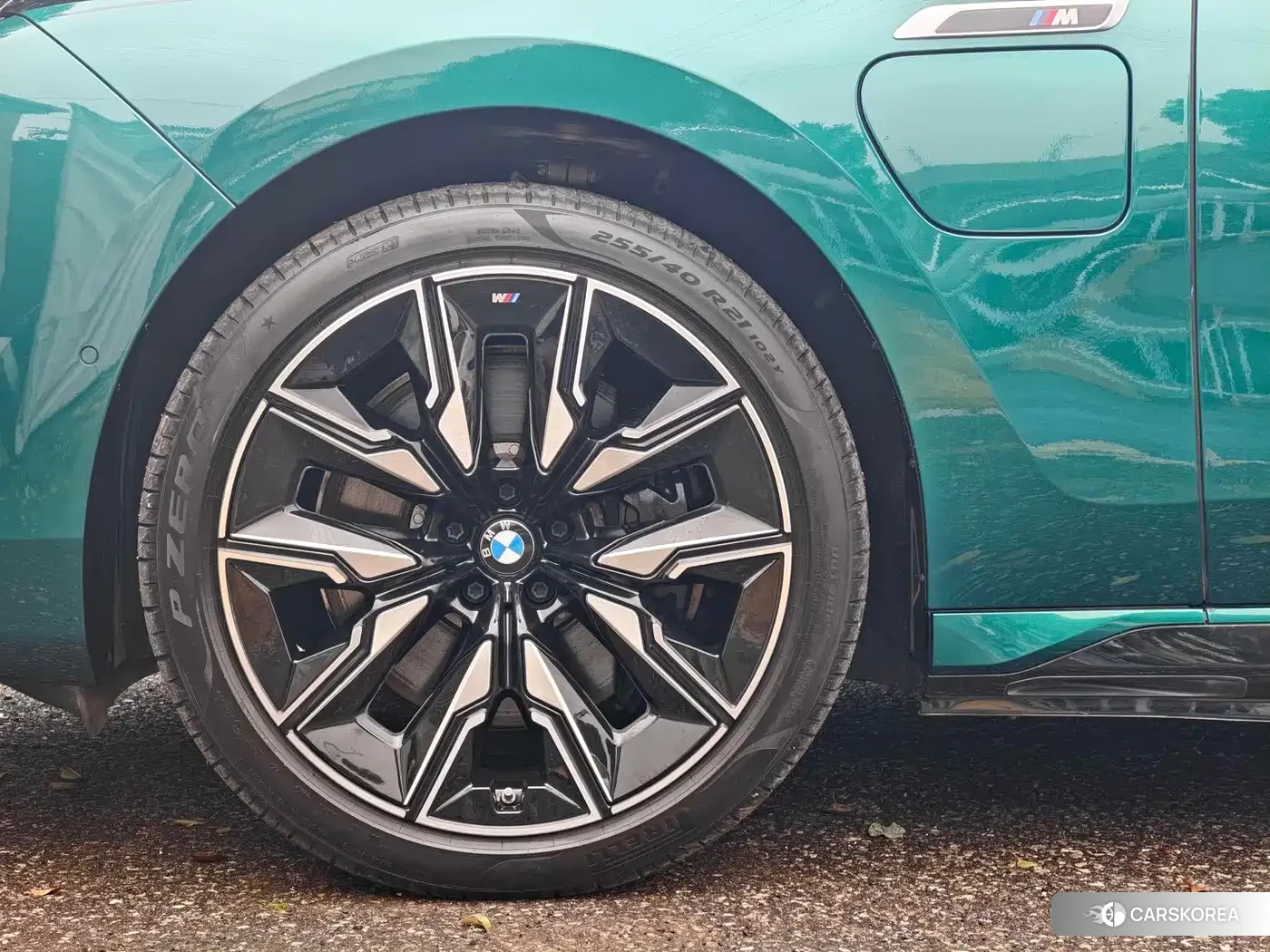 BMW i7 M70L id 4547324 из Китая 9