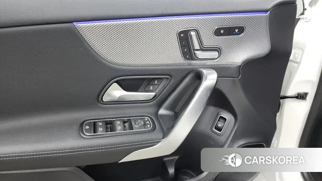 Mercedes-Benz A-Class W177 id 3084505 из Кореи 9