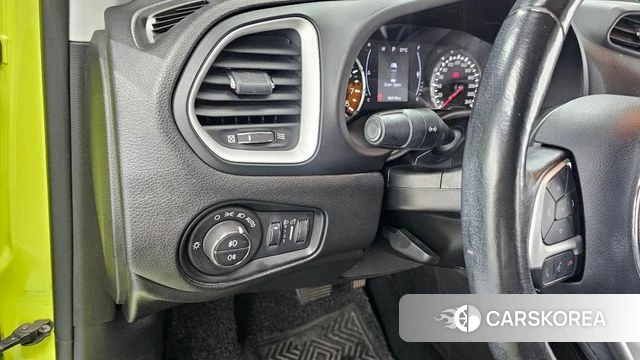 Jeep Renegade id 4610330 из Кореи 9