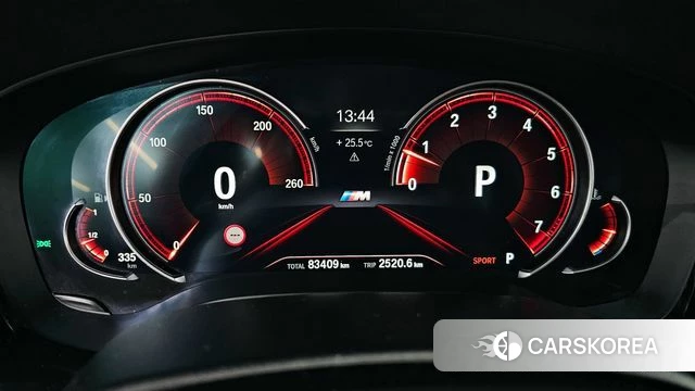 BMW 5 Series (G30) id 4390628 из Кореи 9
