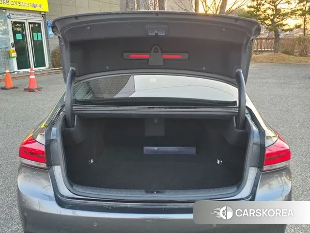 Genesis G80 id 3737001 из Кореи 9