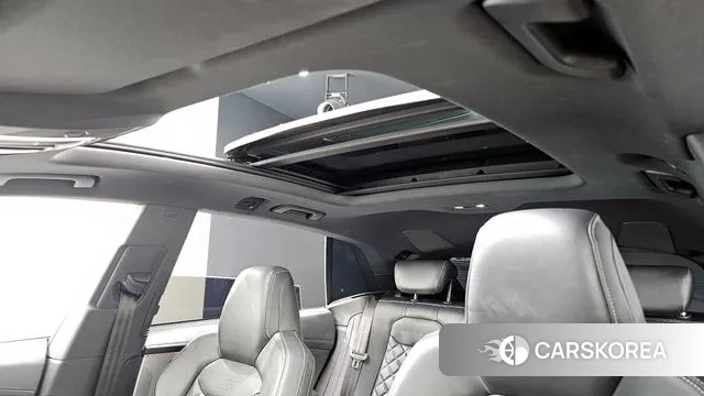 Audi Q8 (4M) id 2965619 из Кореи 9