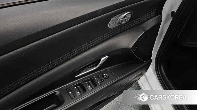 Hyundai Avante (CN7) id 3390827 из Кореи 9