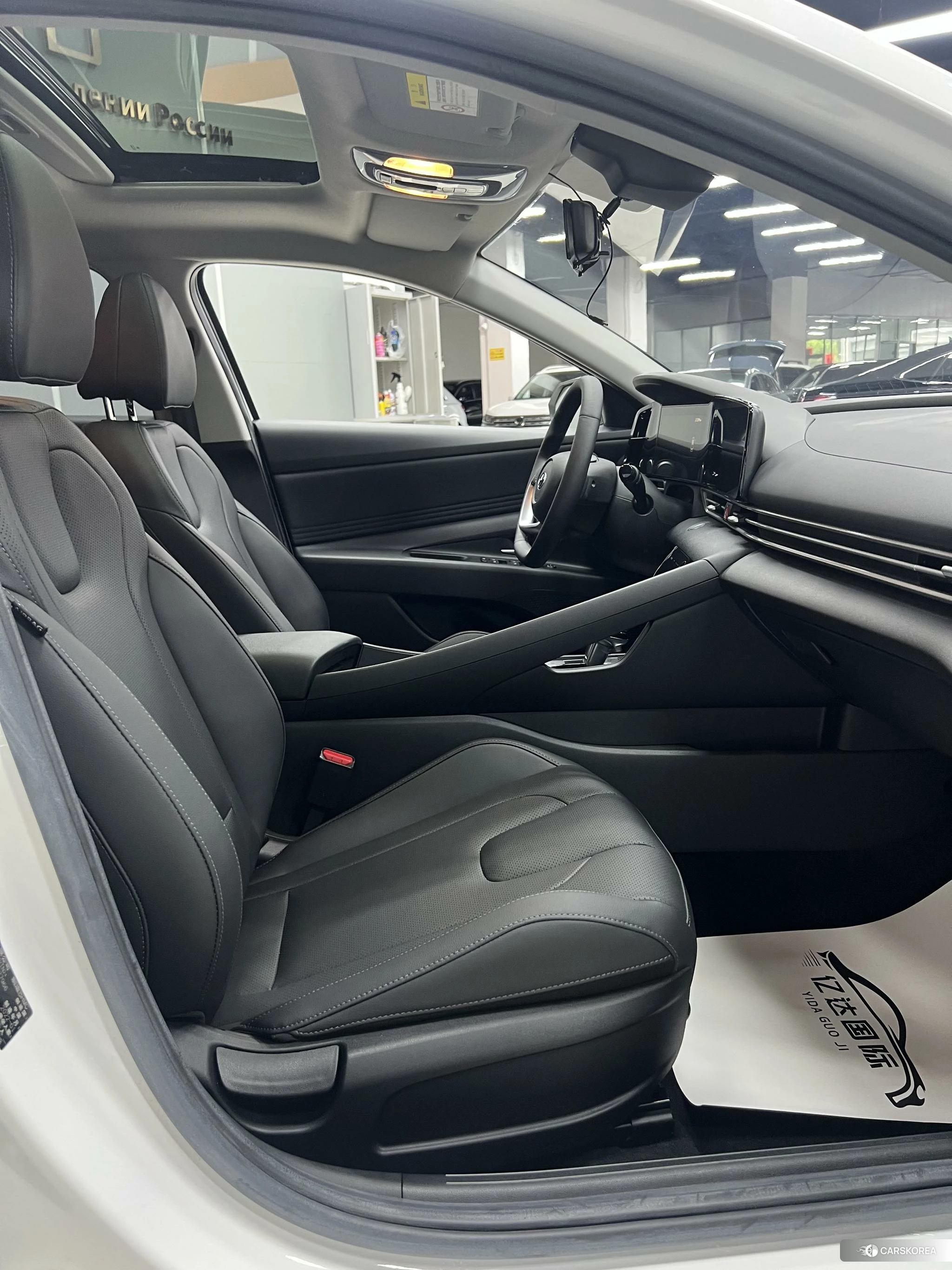 Hyundai Elantra id 4486311 из Китая 9