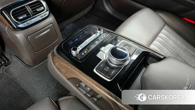 Genesis G90 id 3860499 из Кореи 9