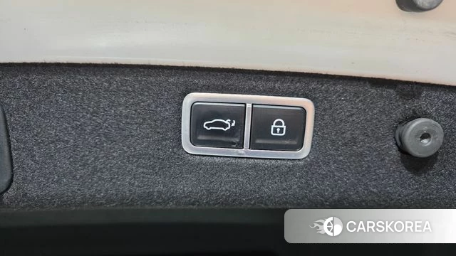 Genesis The New G70 id 4202738 из Кореи 9