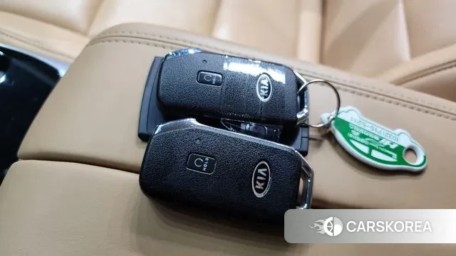 Kia K7 Premier id 3464420 из Кореи 9