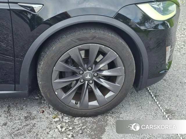 Tesla Model X id 4502104 из Кореи 9