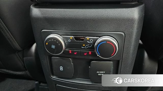 Ford Explorer 6th Generation id 4555511 из Кореи 9