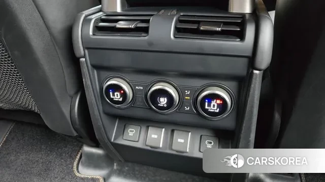 Land Rover Defender (L663) id 3063345 из Кореи 9