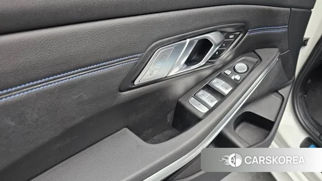 BMW 3 Series (G20) id 3645592 из Кореи 9