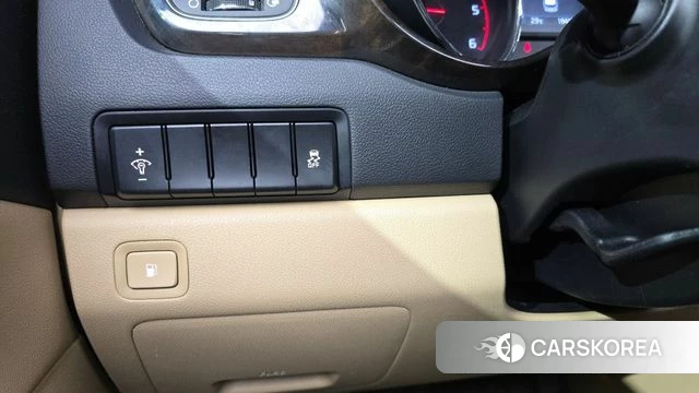 Kia The New Carnival id 4483318 из Кореи 9