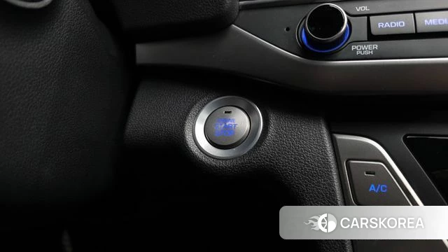 Hyundai Avante AD id 4295089 из Кореи 9