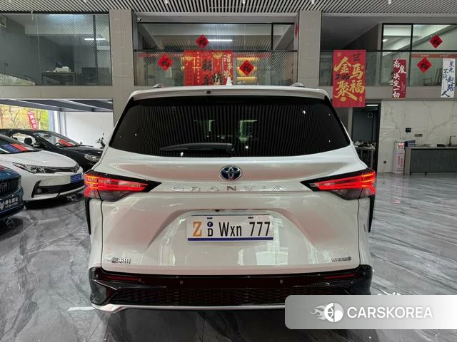 Toyota Grevia id 4263655 из Китая 9