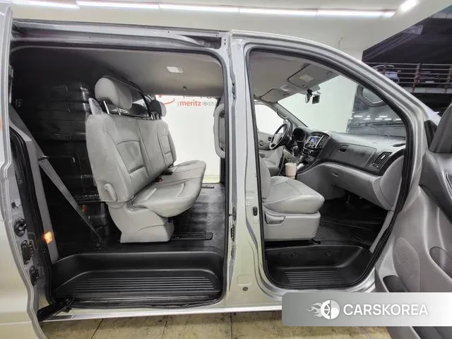 Hyundai The New Grand Starex id 3402204 из Кореи 9