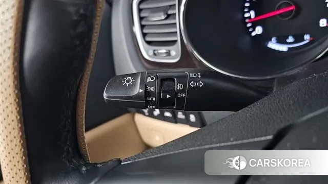 Kia The New Carnival id 3601743 из Кореи 9