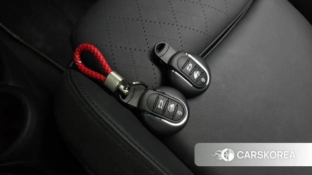 Mini Cooper Electric id 4517022 из Кореи 9
