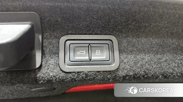 Audi A6 (C8) id 3735516 из Кореи 9