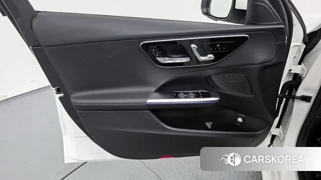 Mercedes-Benz C-Class W206 id 3099490 из Кореи 9