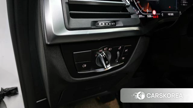 BMW X3 (G01) id 3892195 из Кореи 9