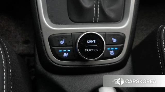 Hyundai Venue id 3940517 из Кореи 9