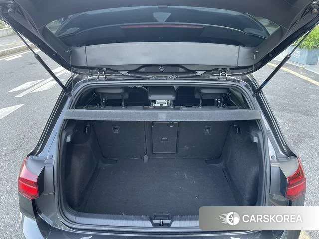 Volkswagen Golf id 4278580 из Китая 9