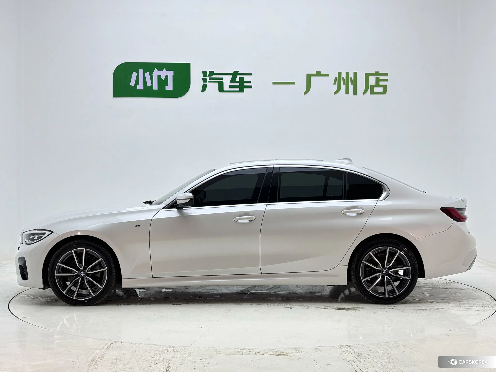 BMW 3 series id 4473997 из Китая 9