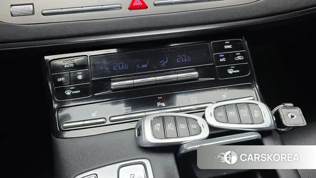 Hyundai The New Grandeur IG id 2940724 из Кореи 9