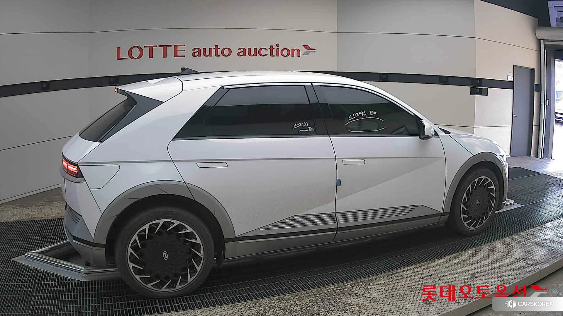 Hyundai IONIQ 5 id 3882040 из Кореи 9