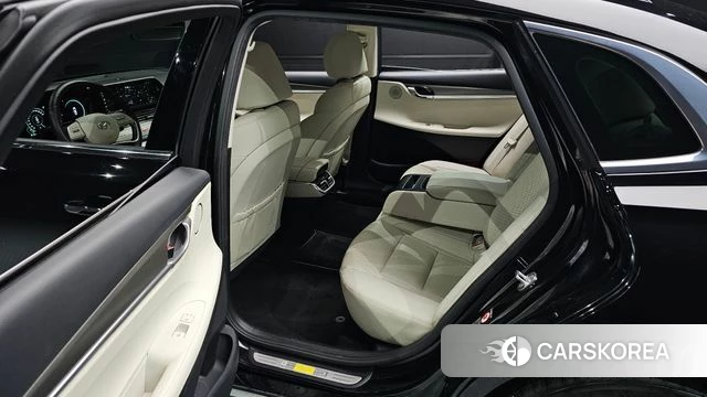 Hyundai The New Grandeur IG Hybrid id 4613751 из Кореи 9
