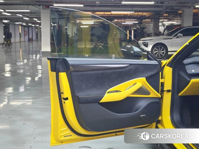 Xiaomi Car Xiaomi SU7 Ultra id 3908772 из Китая 9