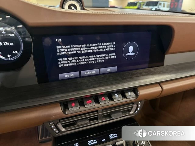 Porsche 911(992) id 4388807 из Кореи 9