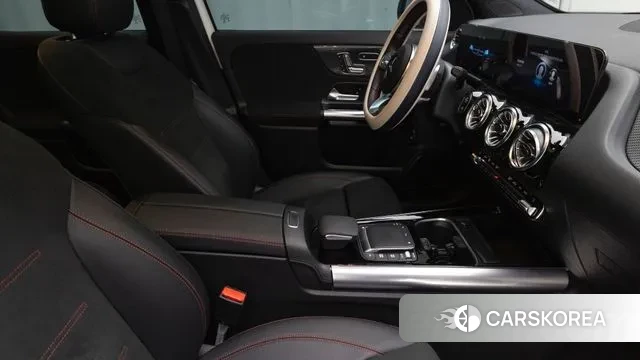 Mercedes-Benz GLA - Class H247 id 3770595 из Кореи 9