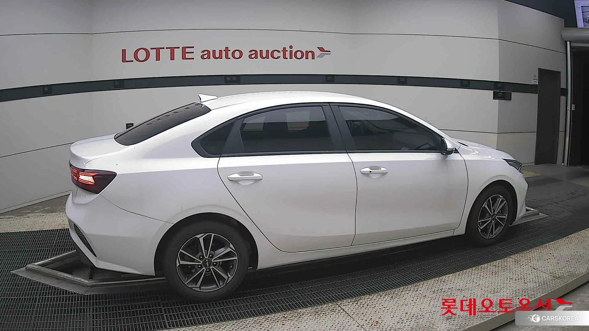 Kia K3 id 4674216 из Кореи 9