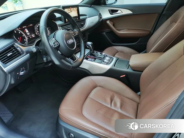 Audi A6L id 4219971 из Китая 9
