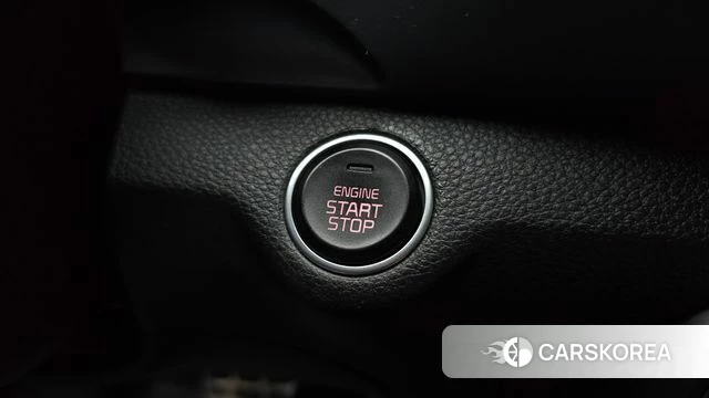 Kia Stonic id 4918763 из Кореи 9