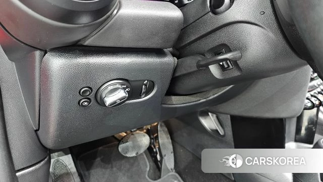 Mini Cooper Convertible id 4408324 из Кореи 9