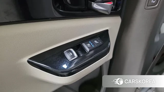 Kia Carnival 4th generation id 3771109 из Кореи 9