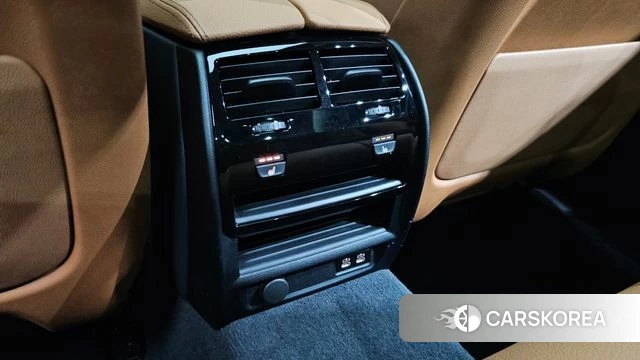 BMW 5 Series (G30) id 3953475 из Кореи 9